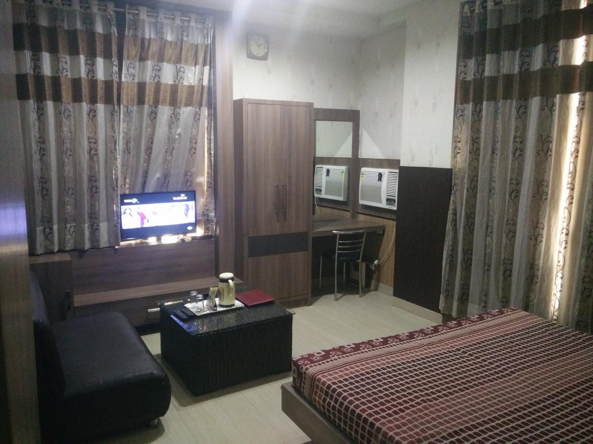 Hotel Desire Hisār Εξωτερικό φωτογραφία